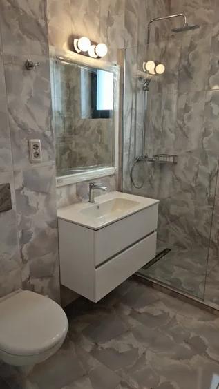 Apartament cu 2 camere decomandat, mobilat în Metalurgiei