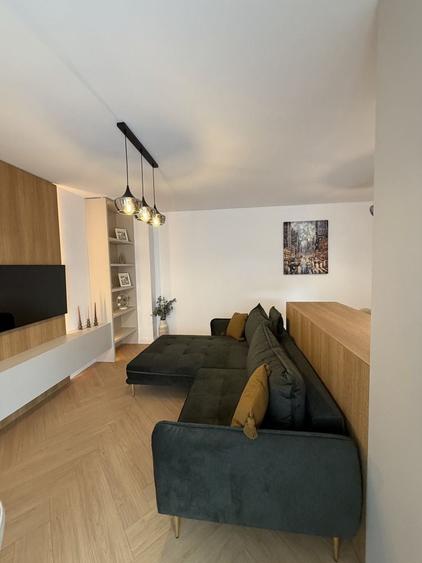 Apartament cu 2 camere semidecomandat în Central