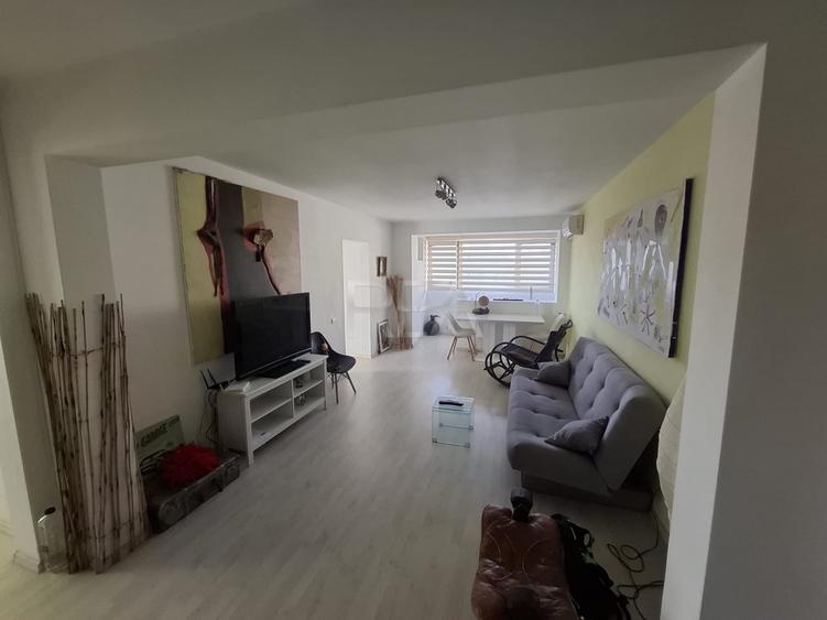 Apartament cu 3 camere semidecomandat, mobilat în Drumul Taberei