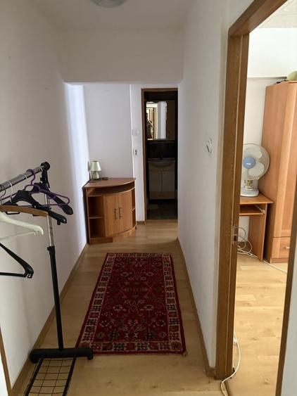 Apartament de inchiriat chirie etaj 1 - 3