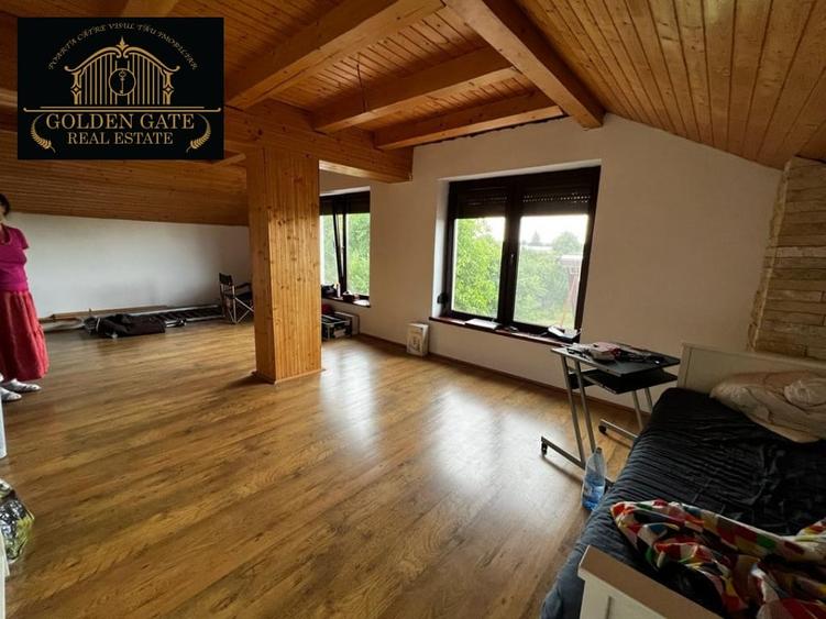Casă individuală cu 6 camere cu Teren 1741 Mp în Periș