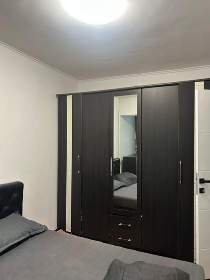 Inchiriez apartament de doua camere mobilat,utilat si renovat - 4