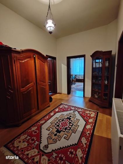 Casă cu 3 camere cu Teren 327 Mp în Central