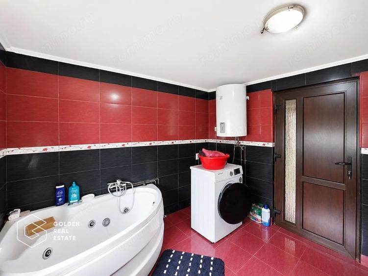 Casă cu Teren 2355 Mp în Ususău