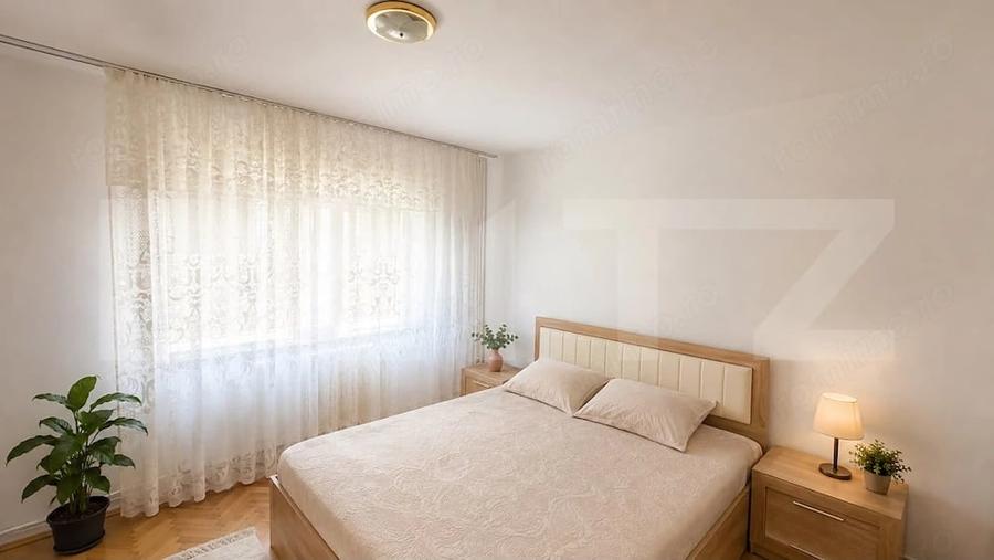 Apartament cu 4 camere decomandat în 1 Mai