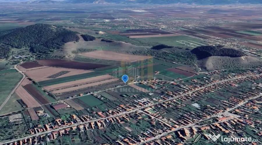 Teren de 938 mp, în Sânpetru