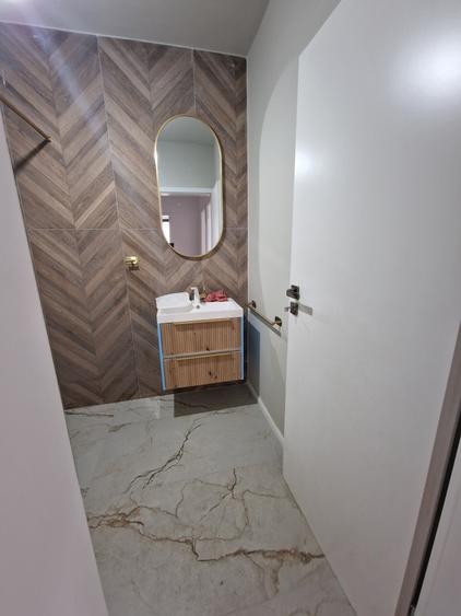 Apartament cu 2 camere decomandat în Prelungirea Ferentari