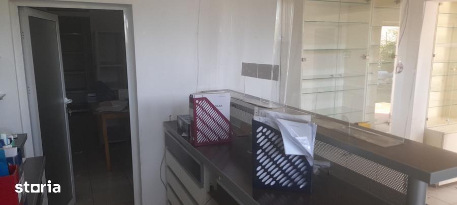 Casă cu 6 camere cu Teren 432 Mp în Dărmănești