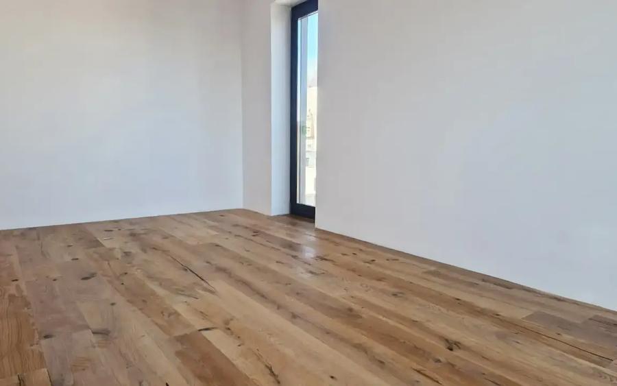 Apartament cu 2 camere decomandat în Răcădău
