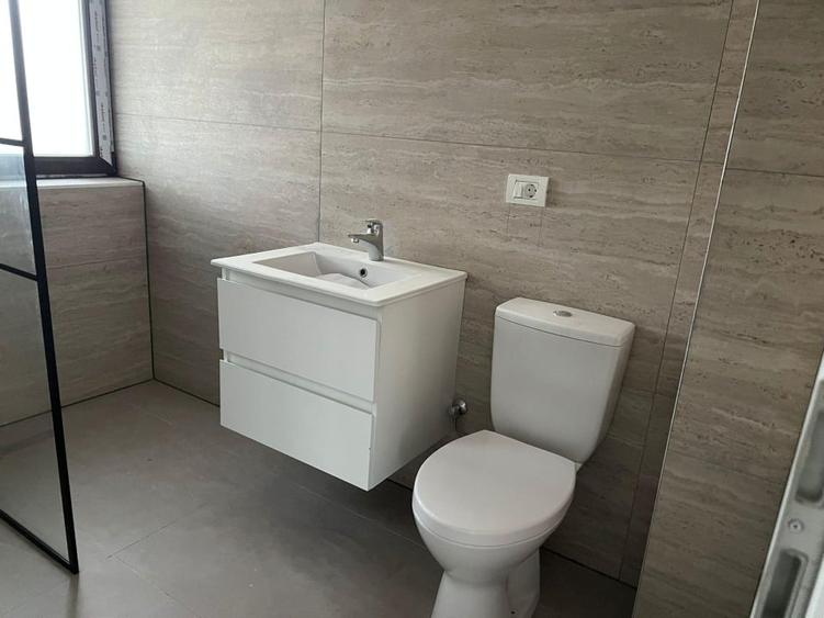 Duplex cu 3 camere cu Canalizare în Bucovăț (Dumbrava)