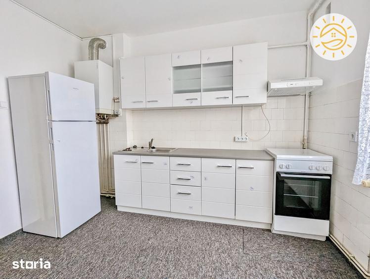 Apartament cu 3 camere decomandat în Centrul Civic