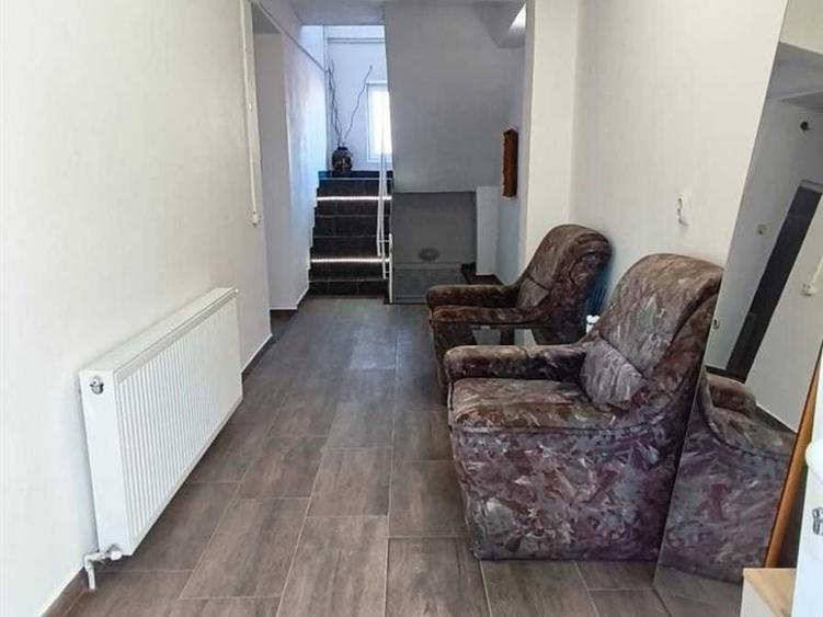 Casă individuală cu 4 camere cu Teren 156 Mp în Gării