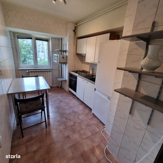 Unirii Bulevard colt cu Nerva Traian, ap. 2 camere pregatit pt mutare - 13