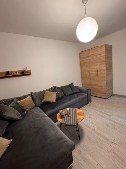 Apartament cu 2 camere în Eroii Revoluției