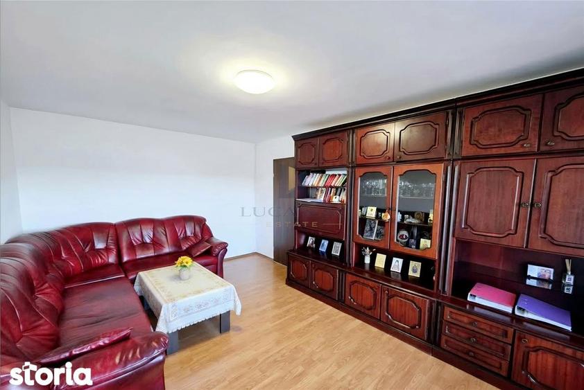 Apartament cu 3 camere în Girocului