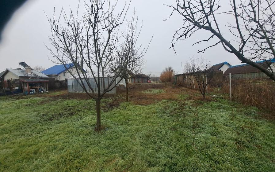Casă individuală cu 4 camere cu Canalizare în Ilganii de Jos