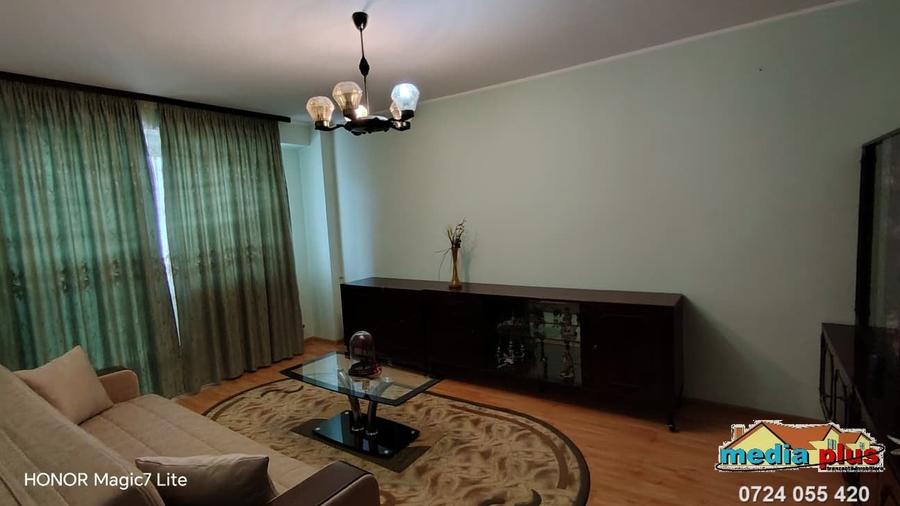 Apartament cu 2 camere decomandat în Mazepa 2