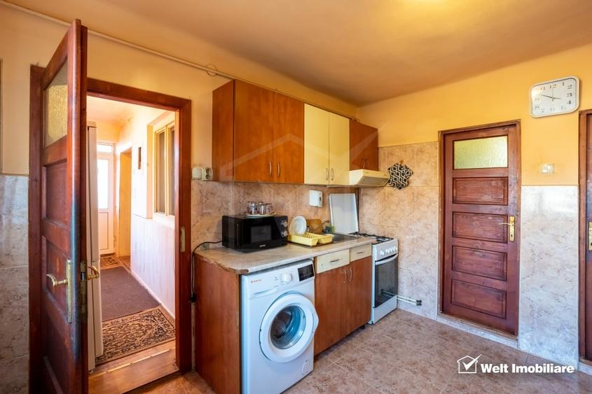 Casă individuală cu 3 camere cu Canalizare în Someșeni