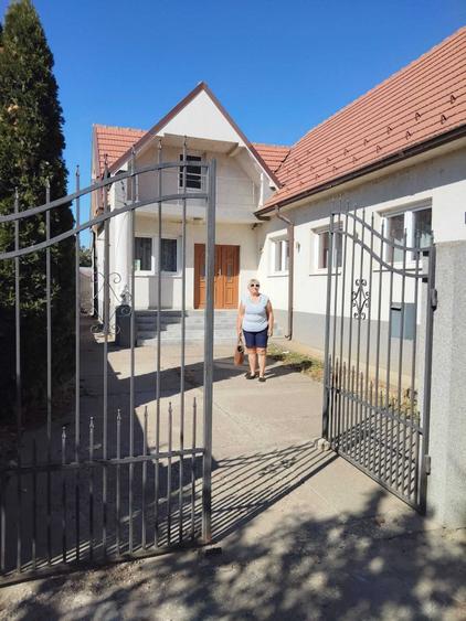 Casă cu 4 camere în Gura Padinii