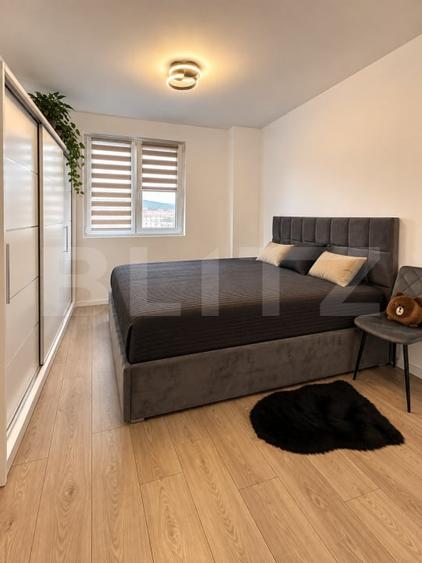 Apartament cu 3 camere decomandat, mobilat în Calea Moldovei
