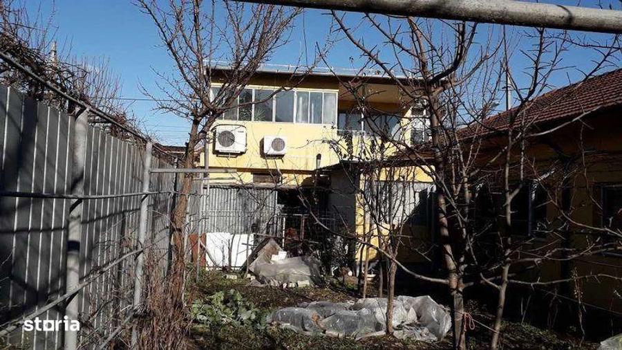 Casa decomandata cu gradina - 3