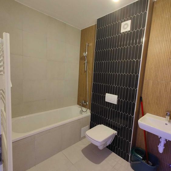 Apartament cu 2 camere decomandat în Avantgarden