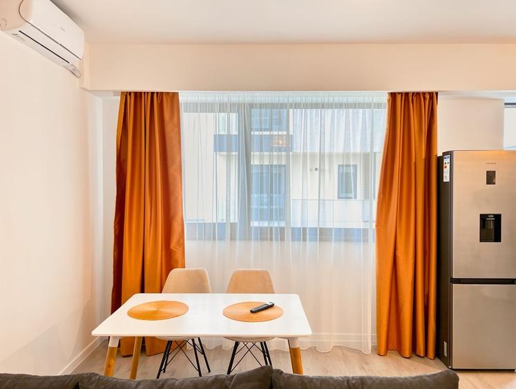 Apartament cu 2 camere decomandat, mobilat în Păcii