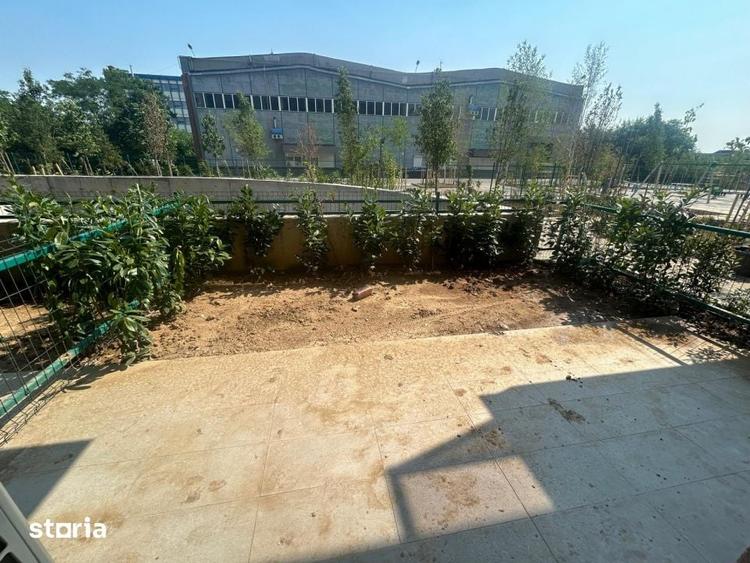 Garsonieră în Titan