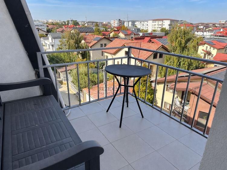 Apartament cu 2 camere semidecomandat, mobilat în Sud