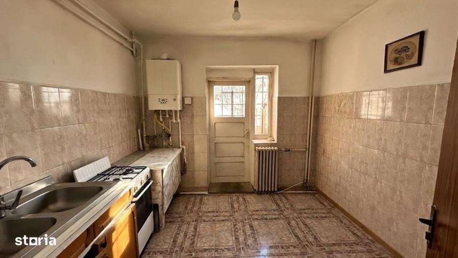 Apartament cu 2 camere decomandat în Popa Șapcă
