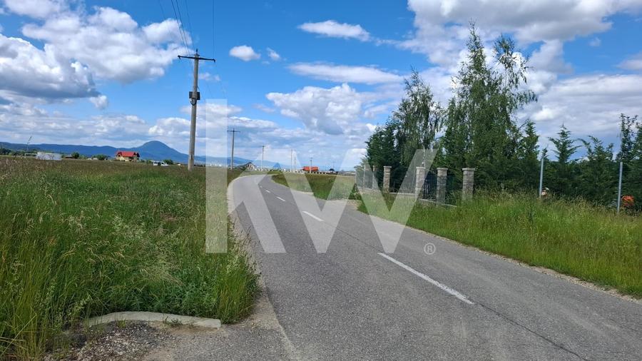 Teren Construcții intravilan de 1078 mp, în Glăjărie