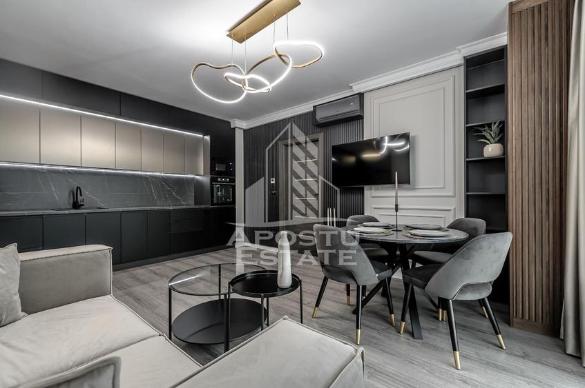 Apartament cu 3 camere decomandat, mobilat în Polivalentă