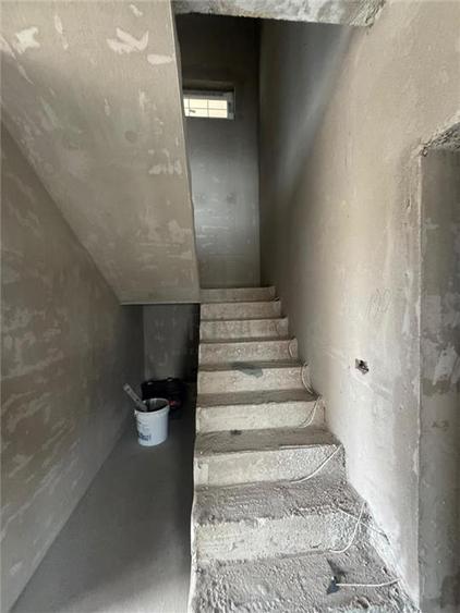 Casă individuală cu 4 camere cu Canalizare în Moșnița Nouă