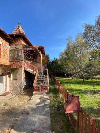 Casă cu Teren 739 Mp în Văleni-Dâmbovița