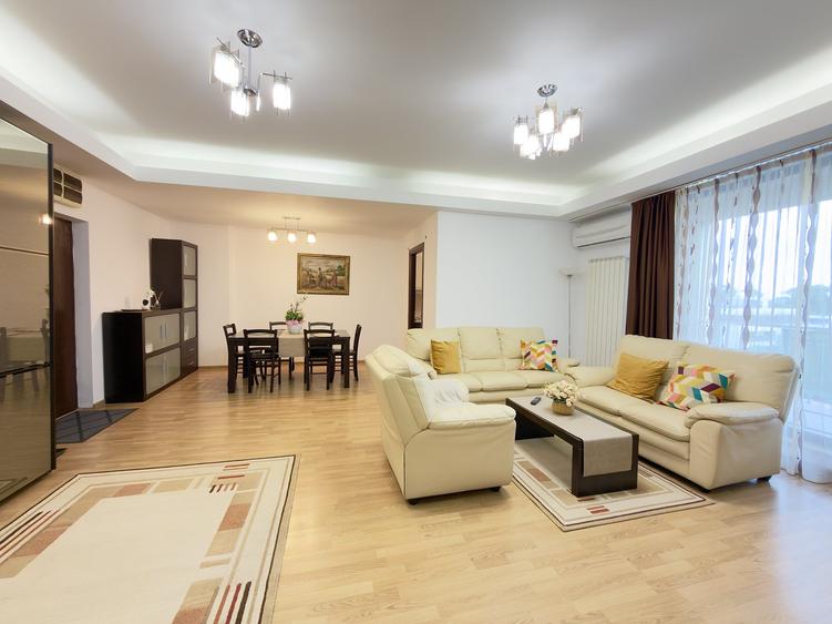 Apartament cu 4 camere semidecomandat, mobilat în Aviației