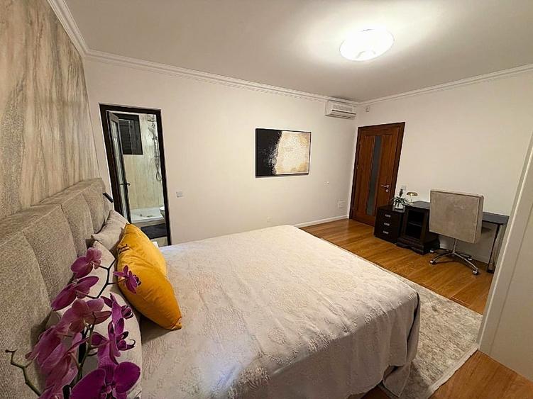 Apartament cu 3 camere decomandat, mobilat în Barbu Văcărescu
