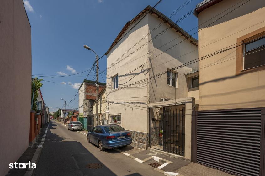 Casă cu 4 camere cu Teren 110 Mp în Rahova