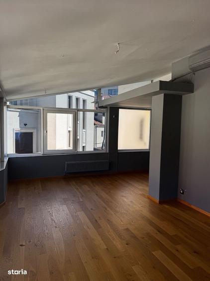 Apartament cu 4 camere în Dorobanți