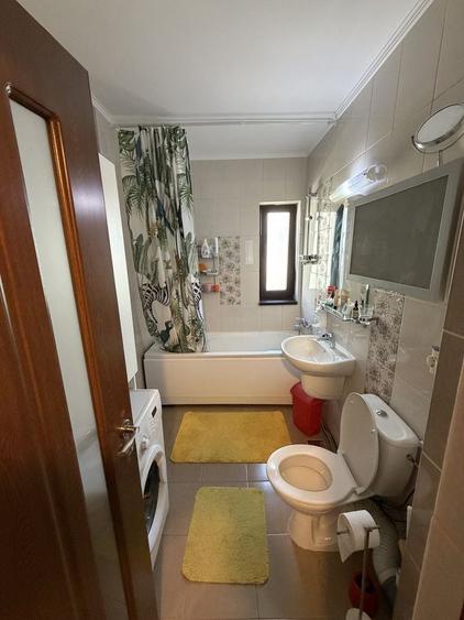 Apartament cu 2 camere decomandat în Valea Lupului