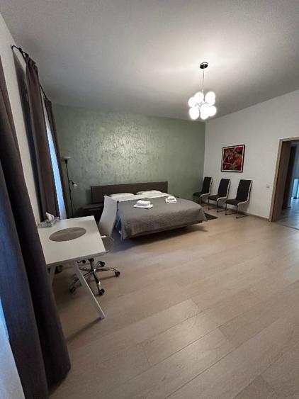 Casă individuală cu 5 camere cu Canalizare în Sinaia