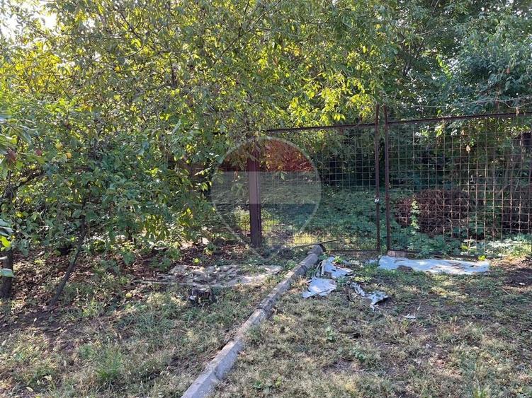 Teren Construcții intravilan de 2221 mp, în Prelungirea Ghencea