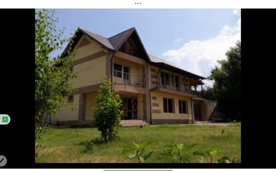 Casă cu 2 camere cu Teren 2000 Mp în Dincani