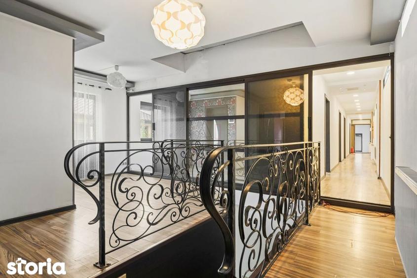 Casă cu 10 camere cu Teren 336 Mp în Colentina