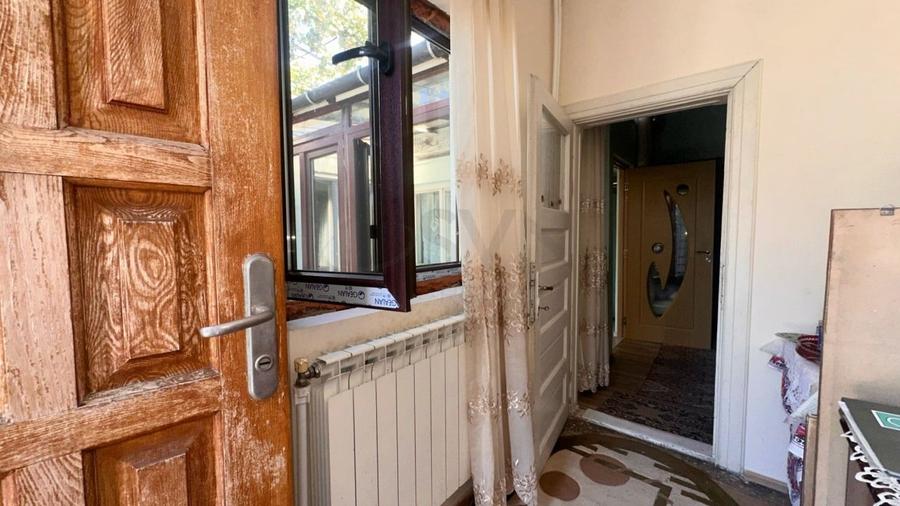 Casă individuală cu 3 camere cu Canalizare în Bucureștii Noi