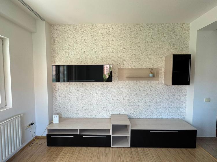 Apartament cu 3 camere decomandat în Militari