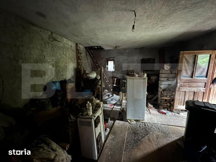 Casă cu 7 camere cu Teren 660 Mp în Feldru