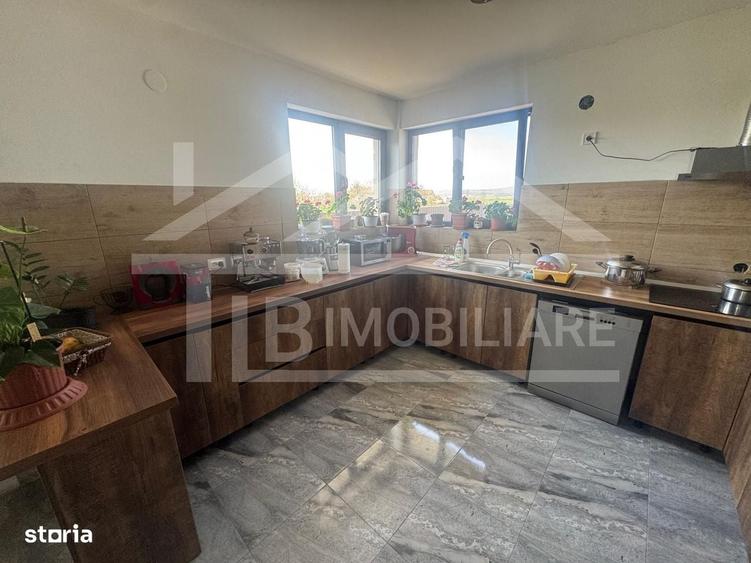 Casă cu 4 camere în Dumbrăvioara