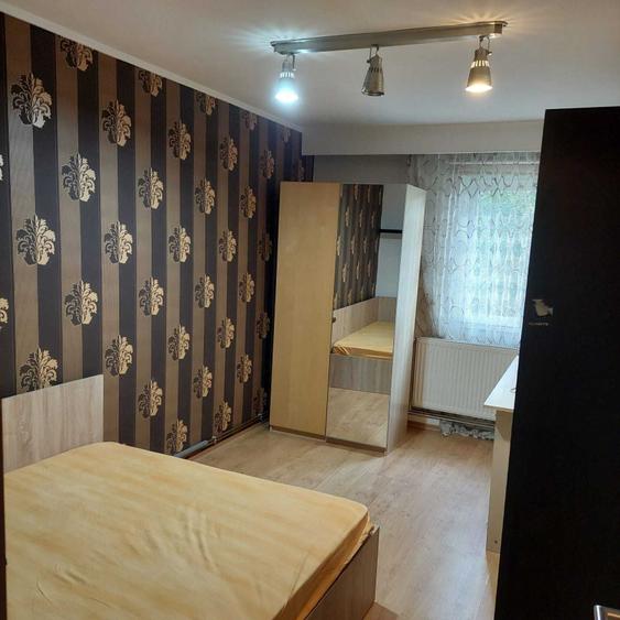 Apartament cu 2 camere decomandat în Războieni