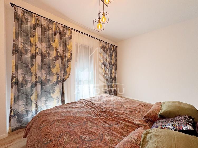 Apartament cu 3 camere semidecomandat, mobilat în Giroc