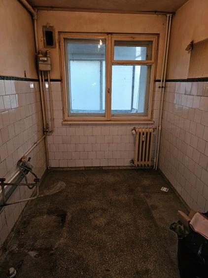 Apartament cu 3 camere decomandat în Militari